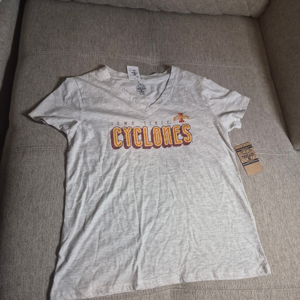 Iowa State Cyclones Rivalry Threads Womens Gray V-Neck T-Shirt NWT Size m